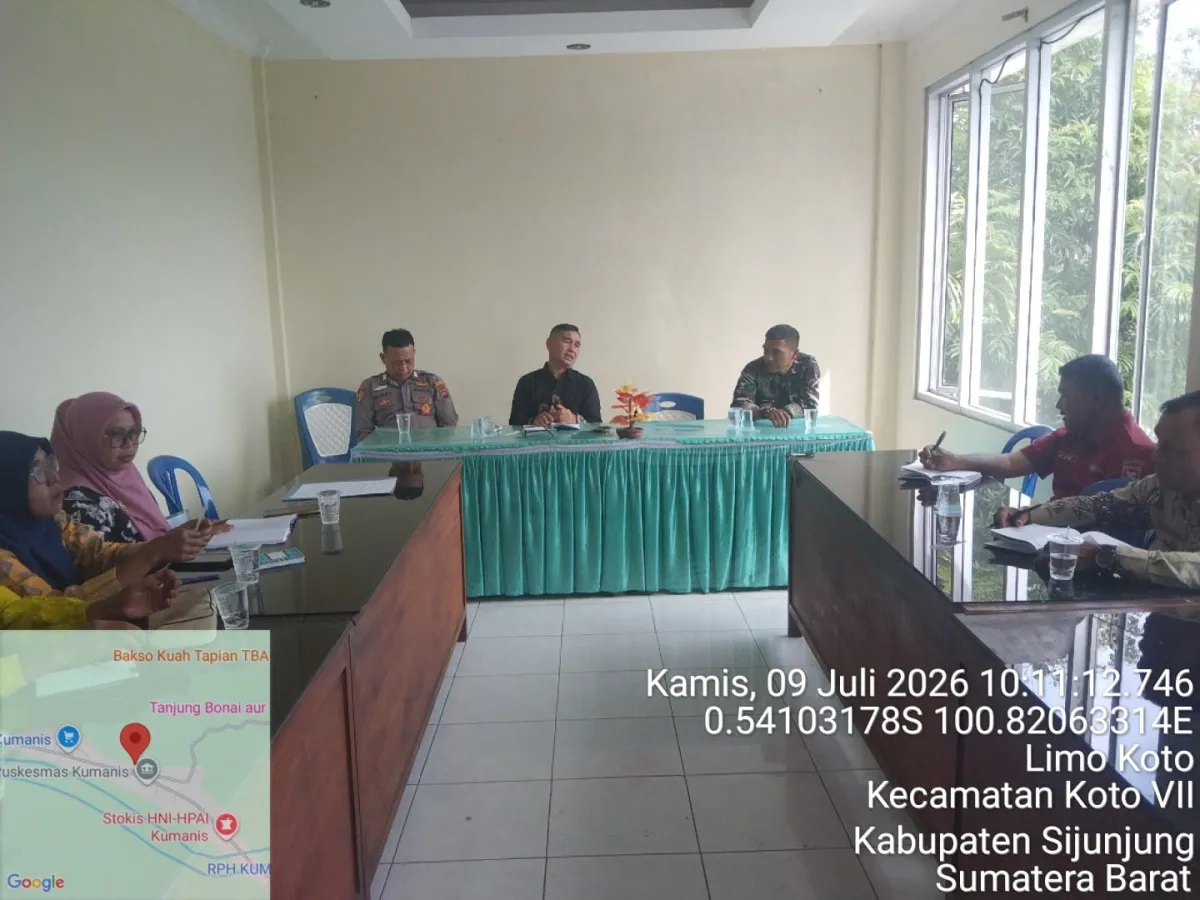Jelang HUT RI Ke 81 Tingkat Kecamatan di Wilayah Binaan, Babinsa Koramil 08/KMS Gelar Rapat Koordinasi Persiapan Pelaksanaan Upacara