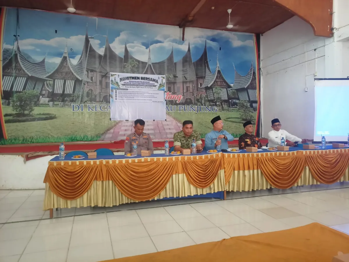 Anggota Koramil 03/PP menghadiri undangan  ,Pembentukan Panitia MTQ tingkat kecamatan pulau punjung dalam rangka MTQ ke 13