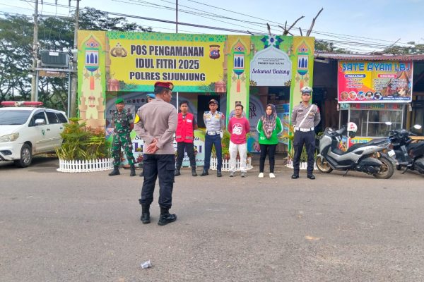 Babinsa bersama Instansi Terkait Siap Amankan Arus Lalu lintas Lebaran 2025