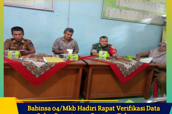 Babinsa 04/Muaro Kalaban, menghadiri Undangan Verifikasi Data Calon Penerima Bantuan (BLT-DD) Tahun 2025.